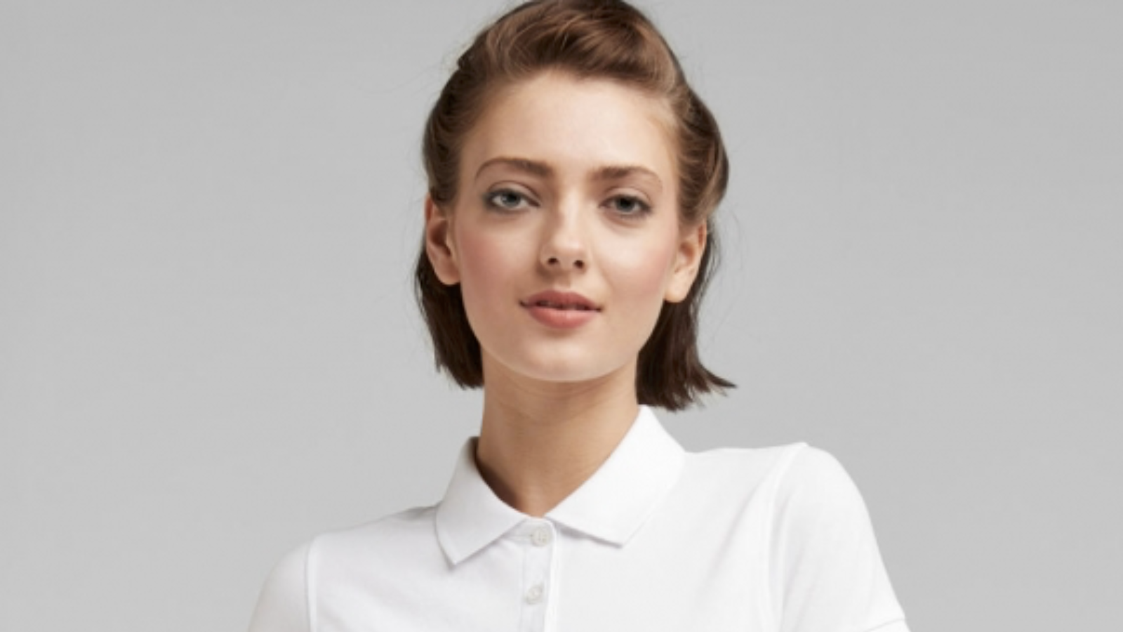 <p>A stretch polo shirt from the Sg Signature line by Falk & Ross with trendy and contemporary lines</p>
