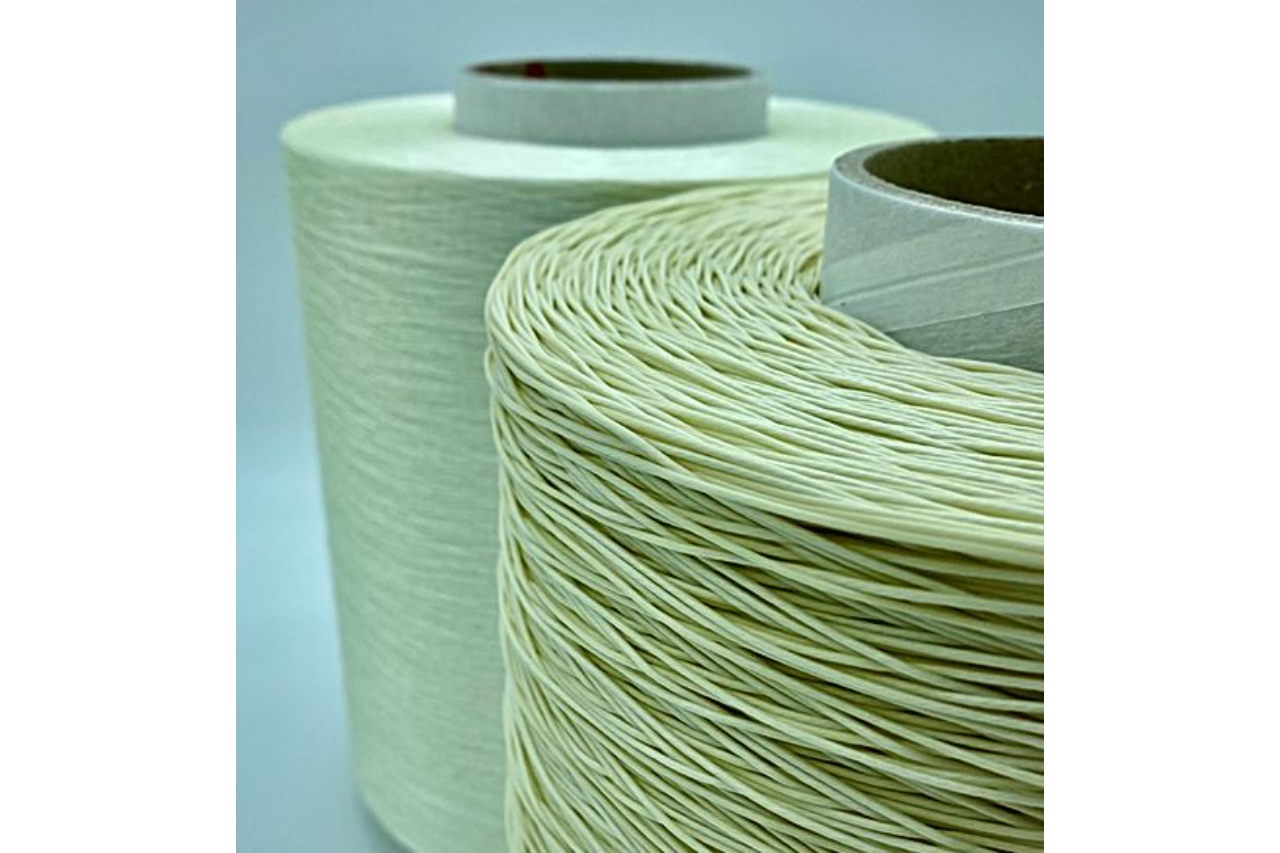 <p>Embroidery Service prepares yarn bobbins for small companies,</p>
<p> from polyurethane (photo) to cashmere.</p>
