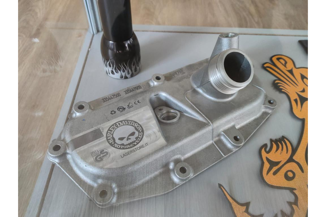 <p>Fibre laser engraving on mechanical metal parts, by Worklinestore </p>