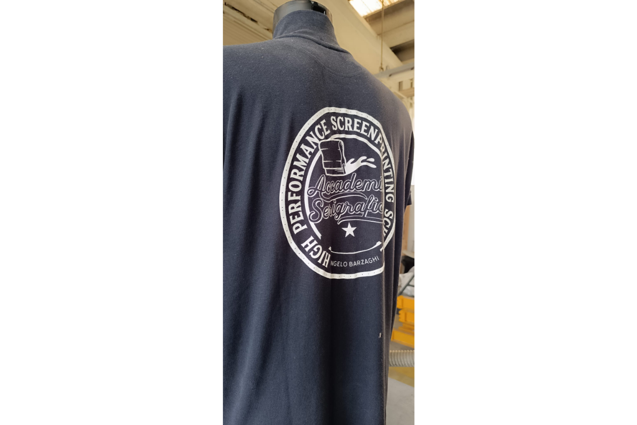 <p>Made for each other: a t-shirt bearing the logo of Accademia Serigrafica, created in single-colour print</p>