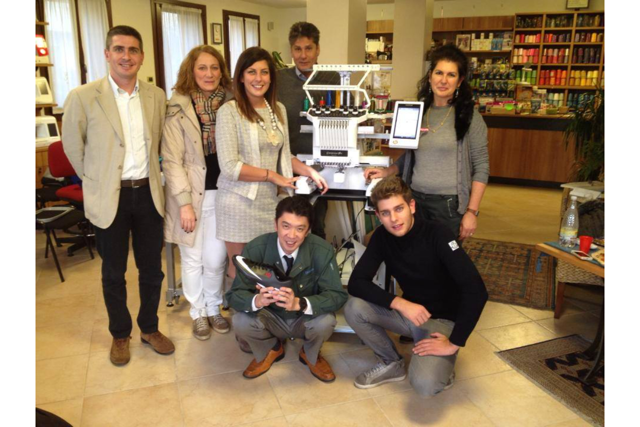 <p>The management of Gnoato Lino together with a Brother executive (in the front row with a tie): clockwise from left, Milton, Francesca, Elisa, Bortolino, Angelo and, in the front row, owner Nicola together with the foreign manager</p>

