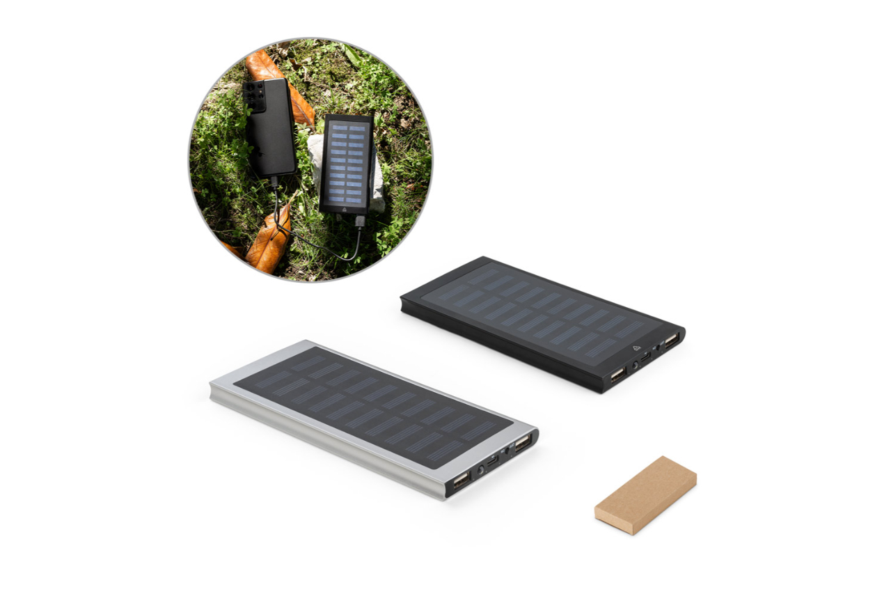 <p>Paul Stricker’s portable powerbank with solar panel and lithium battery</p>
<p> is extremely useful in all emergencies, also thanks to the practical torch</p>
<p> </p>

