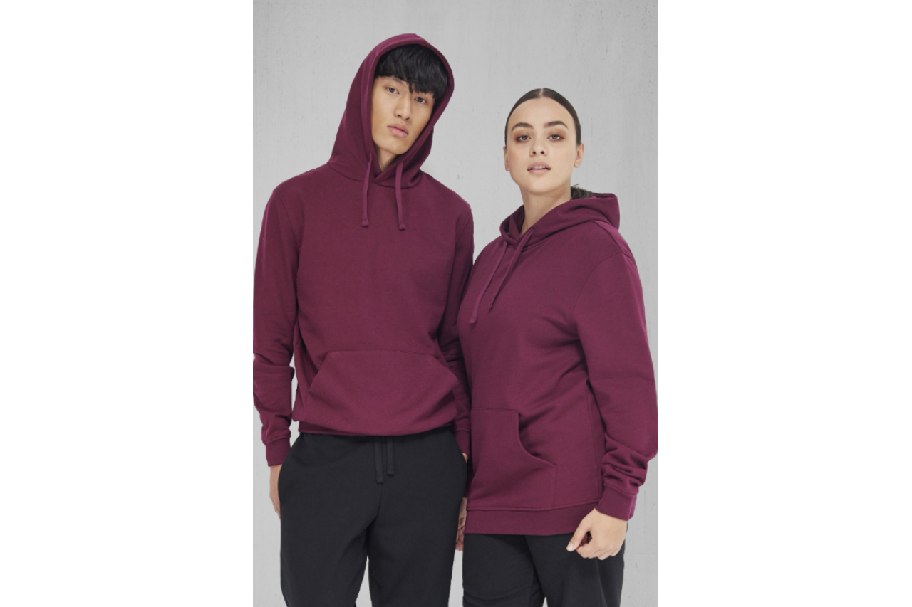 <p>Hoodies are the latest trend: Id223 Crew Hoodie in cotton and polyester by B&C, offered by Innova</p>