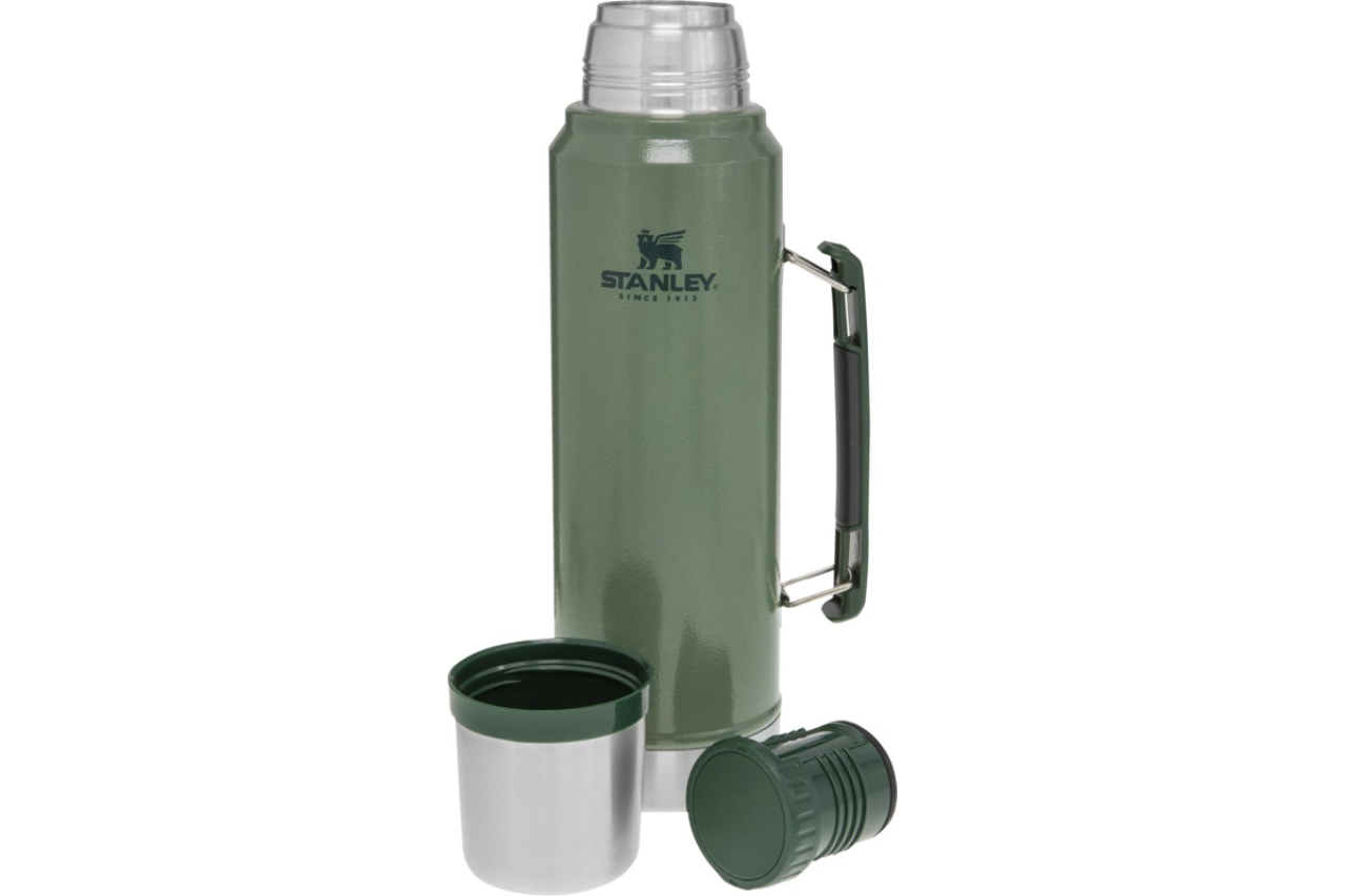 <p>Stanley Classic 1-litre stainless steel water bottle with twist-and-pour cap for easy pouring. From the PF Concept catalogue</p>