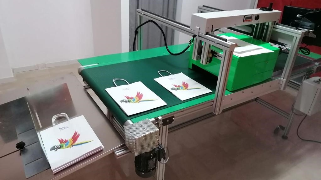<p>La macchina GreenboxPro di Print Solution</p>
